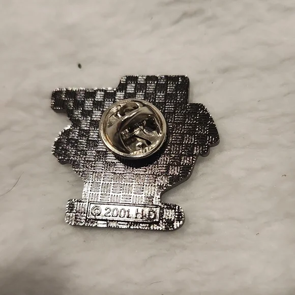 Harley Davison set of 3 collectors pins - Picture 8 of 8